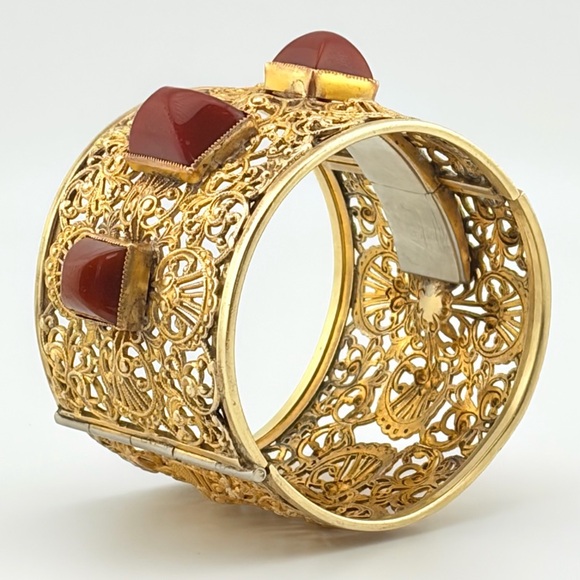 RARE Vintage Napier Gold Plated Brass Filigree Cuff With Carnelian Cabochons. - Picture 8 of 13